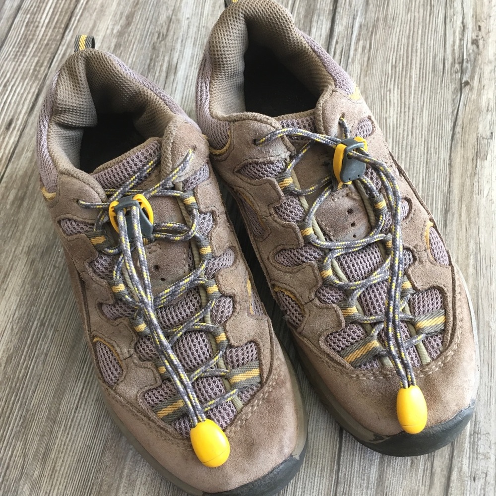 Vasque youth kids low hiking shoes size 1 M